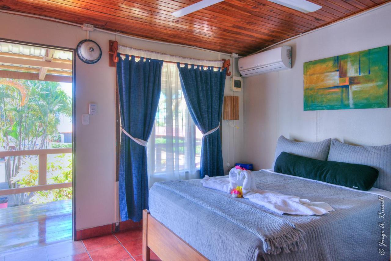 Clarita'S Hotel Jacó Dış mekan fotoğraf